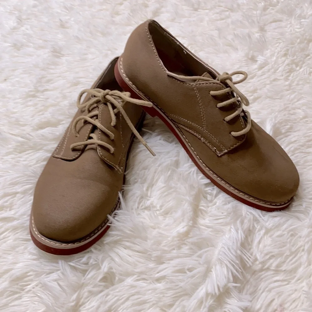 Perry Ellis Brown Burgundy Bottom Shoes Boy’s Size 2
